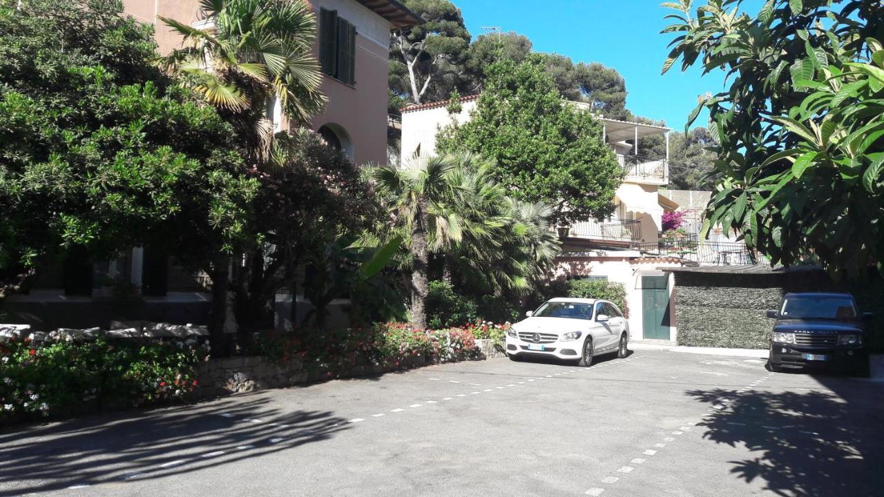 Hotel La Scogliera Bordighera Buitenkant foto
