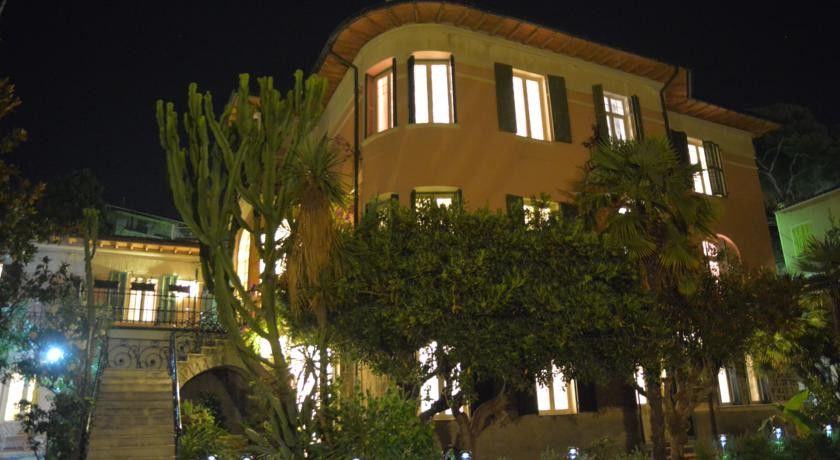 Hotel La Scogliera Bordighera Buitenkant foto