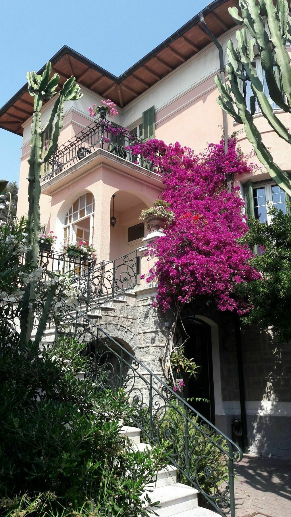 Hotel La Scogliera Bordighera Buitenkant foto